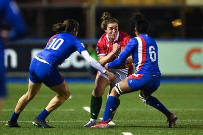 Wales captain Siwan Lillicrap announces her retirement from international rugby