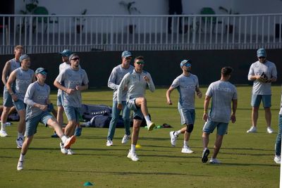 England awaiting late decision on whether Pakistan Test begins on Thursday