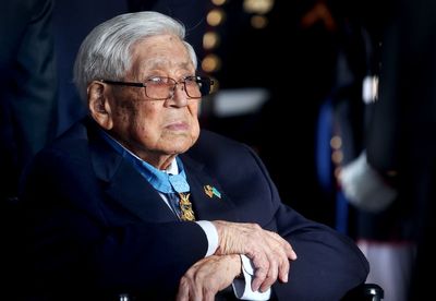 US Medal of Honor recipient Hiroshi Miyamura dies at 97