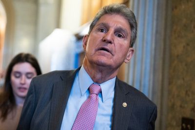 Manchin and Klobuchar: Omnibus likely place for electoral count overhaul - Roll Call
