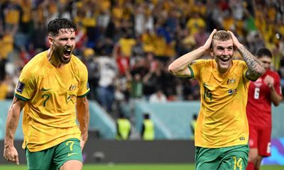 Mat Leckie strike stuns Denmark and sends Australia into World Cup last 16
