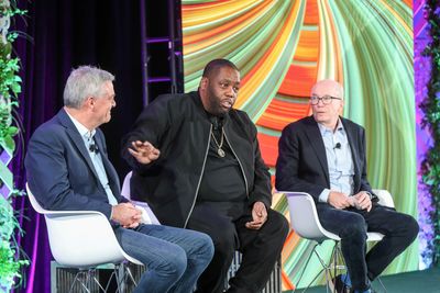 A billionaire investor and a famous rapper agree capitalism can ‘even that playing field’