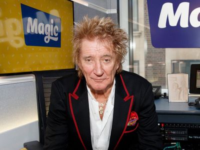 ‘Irreplaceable buddies’: Rod Stewart announces the death of his second brother in two months