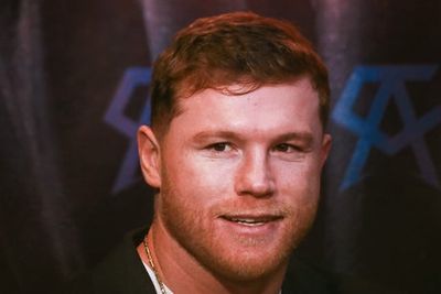 Canelo Alvarez ends bizarre Lionel Messi feud after apology for World Cup threat: ‘I got carried away’