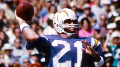 Former Chargers Quarterback John Hadl Dies at 82