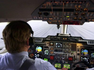 TAFE to pay $33m for failed flight courses