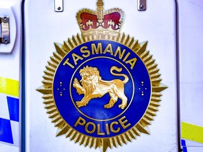 Tas cop 'feared judgment' about health