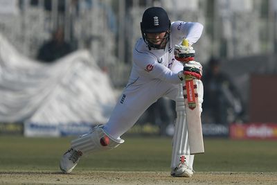 Crawley scores quick-fire century in first Pakistan Test