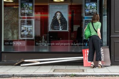 House prices drop at fastest rate since pandemic after mini-Budget chaos