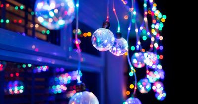 People are only just discovering what the purpose of the red Christmas tree light is