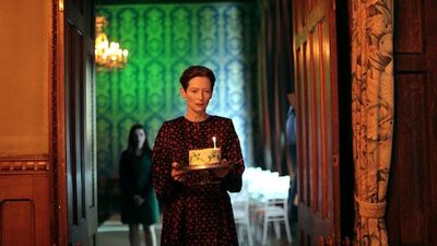 'The Eternal Daughter' review: Tilda Swinton haunts herself in a ghost story for the ages