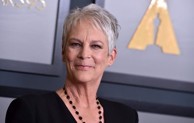 Jamie Lee Curtis to receive AARP Career Achievement Award