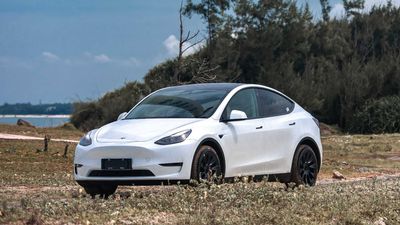 Tesla Recalls 435K Model 3 And Model Y In China, Software Update Fix