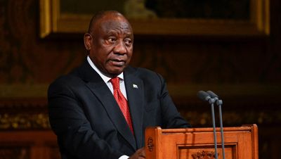 More calls for South African president to quit over theft probe