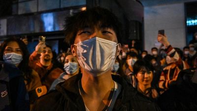The cost of zero Covid: Protests highlight economic toll of China's restrictions