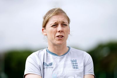 Heather Knight hopes her England team can become ‘world leaders’ in women’s cricket