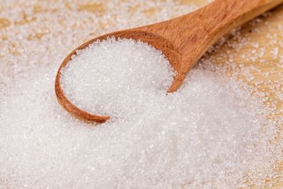 Calls for sugar food tax as report shows reduction 82% below voluntary target