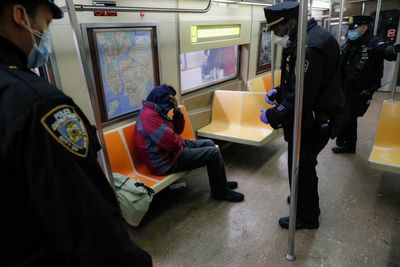 Widespread outage shuts down 988 mental health hotline