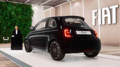 Fiat Store Now Exists In Metaverse, Offers Test Drive On La Pista 500