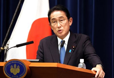 Japan eyes 40 trln-43 trln yen for 5-year defence spending plan -sources