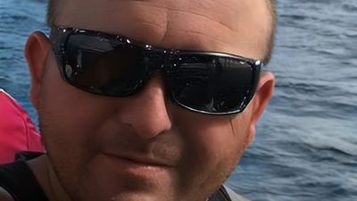 Police investigating suspected murder of Jeff Mundy find drugs, weapons at Lonsdale