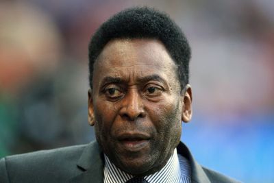 Pele thanks fans from hospital following ‘monthly visit’
