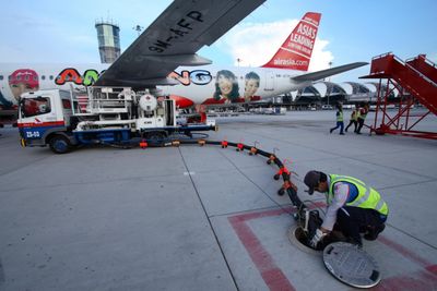 Jet fuel demand drives surge in Thai fuel consumption