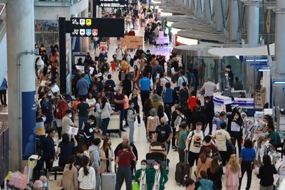 Tourist arrivals through Nov 30 reach 9.4 million