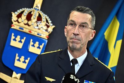 Sweden likely has to spend more than 2% on defence, top commander says - Swedish Radio