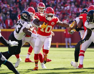 Chiefs OC Eric Bieniemy isn’t worried about RB Isiah Pacheco hitting the rookie wall