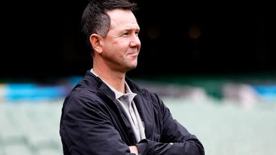 Ricky Ponting returns to Perth Stadium after being taken to hospital with chest pains