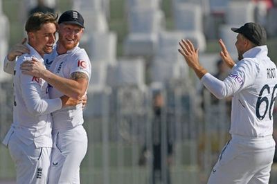 Will Jacks helps England make a breakthrough after Pakistan dominance