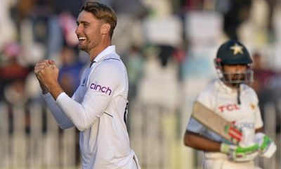 Will Jacks keeps Pakistan in check as England dig deep in search of lead