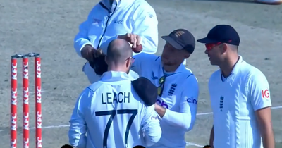 Joe Root leaves England fans in hysterics by using Jack Leach's bald head to shine ball