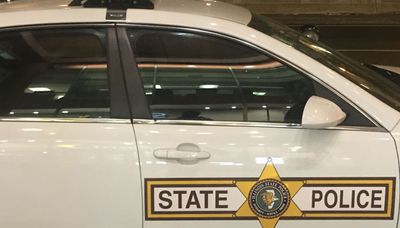 Man dead after falling from Dan Ryan overpass in multi-car crash on South Side