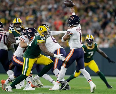 Fantasy football Week 13 injury report: Justin Fields and Aaron Rodgers expected to start in Bears-Packers rivalry