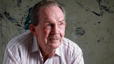 Rugby league figure, Gold Coast Titans founder Paul Broughton dies, aged 91