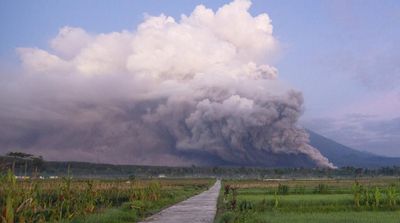 Indonesia Raises Volcano Warning to Highest after Semeru Erupts