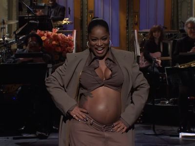 ‘Biggest blessing’: Keke Palmer reveals she’s pregnant during SNL monologue