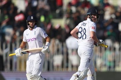 England set Pakistan 343 to win after Joe Root and Harry Brook masterclass