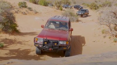 Toyota Land Cruiser Parade Makes Rock Crawling In Moab Look Basic