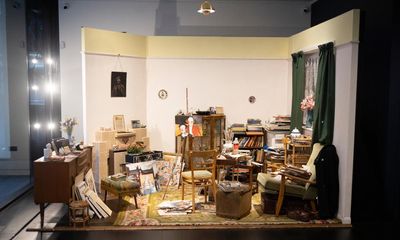Front room of prolific pub-scene painter recreated for Mayfair exhibition