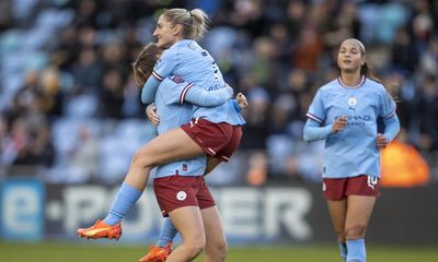 Manchester City’s Laura Coombs finishes off Brighton for easy WSL win