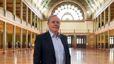 Former treasurer Peter Costello criticises both Labor and Coalition over their economic management