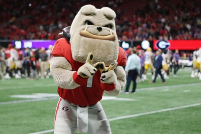 Georgia, Michigan early favorites in College Football Playoff