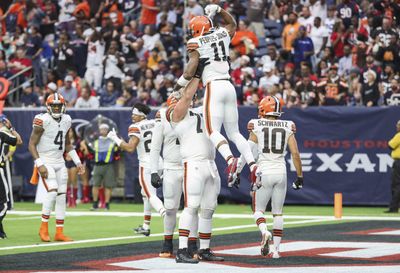 Donovan Peoples-Jones returns punt 76 yards for Browns TD