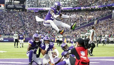 Vikings hold off rally by Jets for 27-22 victory