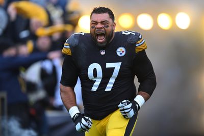 Steelers’ Cameron Heyward celebrates his brother’s TD while wearing their father’s jersey