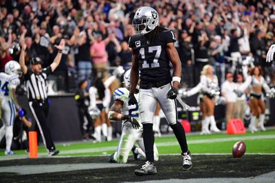 Watch: Raiders first play off turnover Davante Adams makes brilliant TD catch vs Chargers