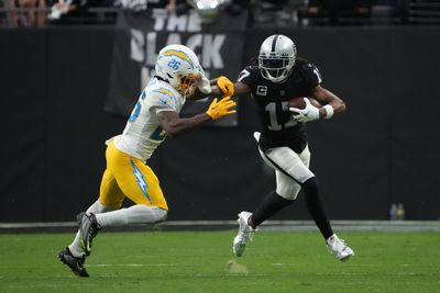 Raiders capitalize on turnover as Davante Adams makes ridiculous TD catch